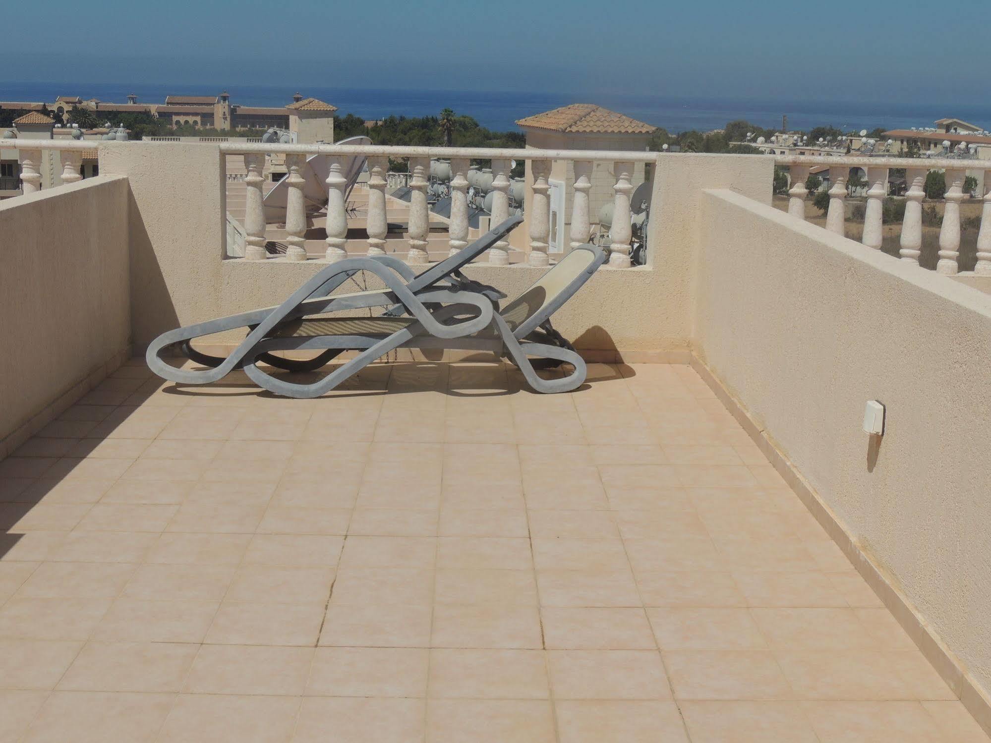 Royal Seacrest Apartments Aphrodite Hills Exterior photo